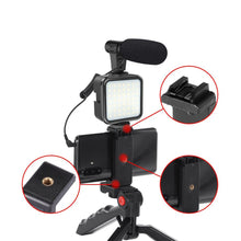 Cargar imagen en el visor de la galería, Vlogging Kit Tripode para Movil con Microfono
